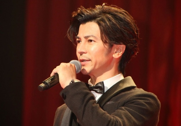 Nhk みんなで筋肉体操 出演の武田真治 規格外の筋肉で再ブレーク 筋トレがスゴイ 気になる宝塚ニュース