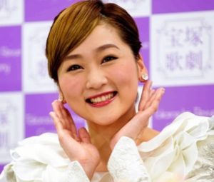 美園さくらは数学が得意！インスタに見る宝塚９９期生、歌唱力や年齢は？