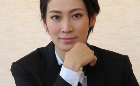 瀬央ゆりあがかっこいい 宝塚９５期生 実家 成績 歌唱力に大注目 気になる宝塚ニュース